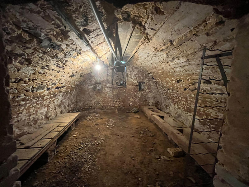 Demeure - 248 m² - 7 pièces