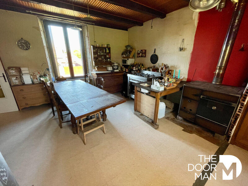 Corps de ferme - 218 m² - 7 pièces