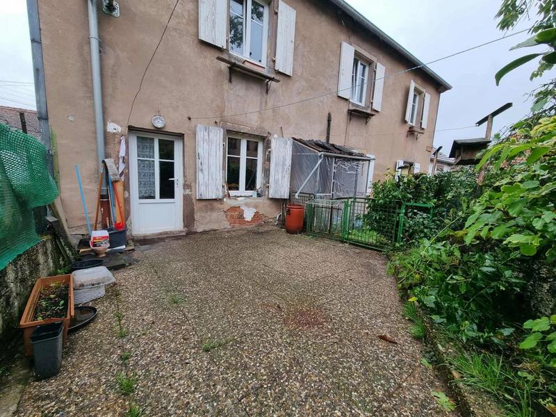 Maison - 198 m² - 10 pièces