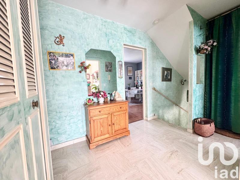 Maison - 186 m² - 7 pièces