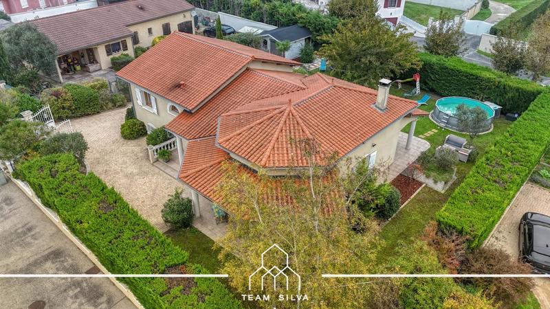 Maison - 170 m² - 5 pièces