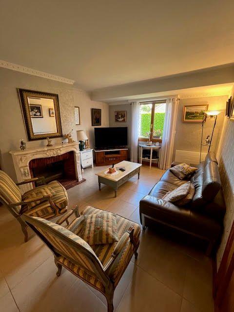 Maison - 138 m² - 6 pièces