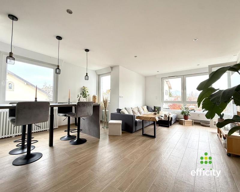 Appartement - 94 m² - 4 pièces