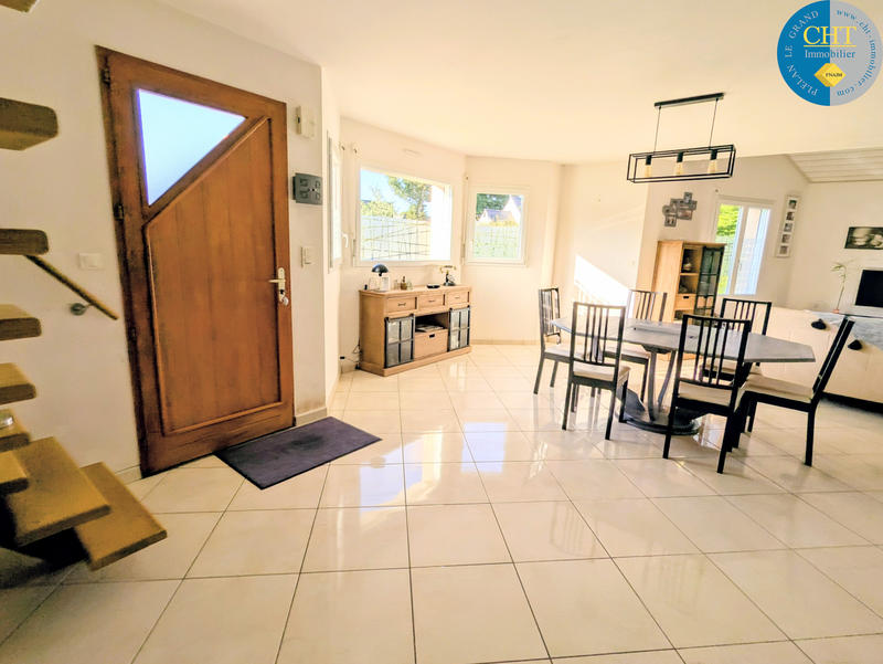 Maison - 120 m² - 5 pièces