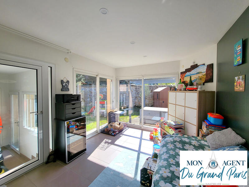 Maison - 94 m² - 5 pièces