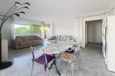 Appartement - 83 m² - 3 pièces