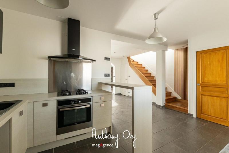 Maison de ville - 75 m² - 4 pièces