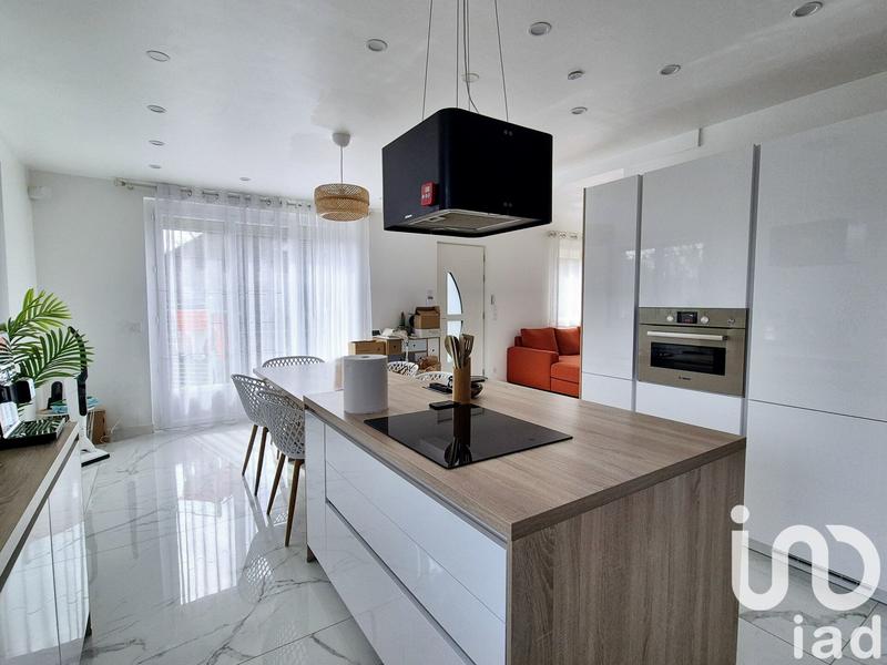 Maison - 109 m² - 5 pièces