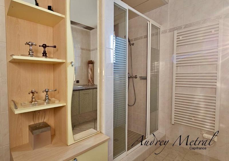 Maison - 90 m² - 3 pièces