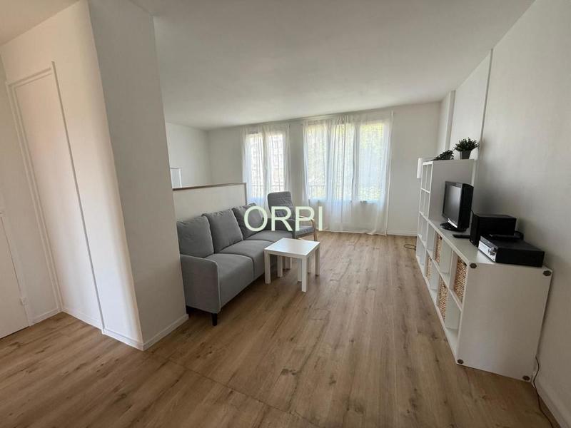 Appartement - 79 m² - 5 pièces
