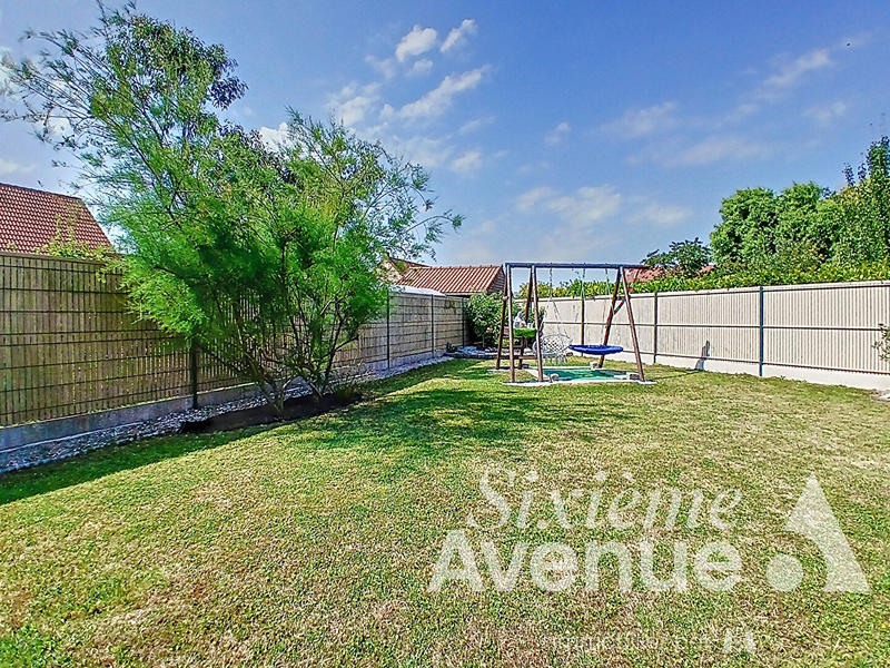 Maison - 111 m² - 4 pièces