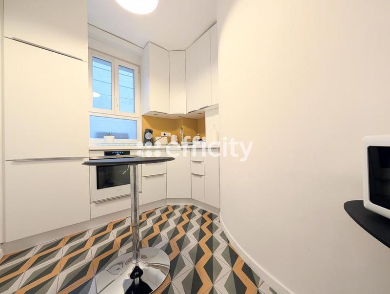 Appartement - 65 m² - 4 pièces