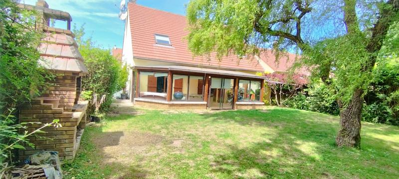 Maison - 122 m² - 5 pièces