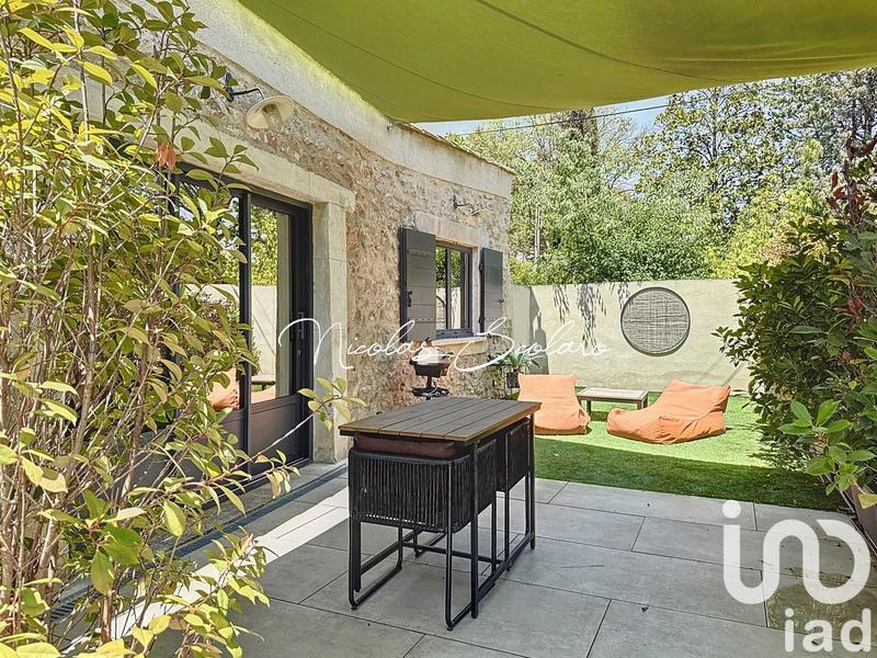 Maison - 1 m² - 6 pièces