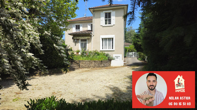 Demeure - 194 m² - 7 pièces