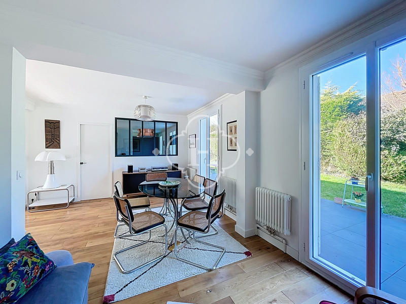 Maison - 190 m² - 7 pièces