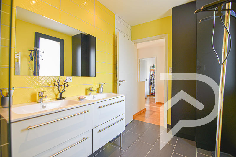 Maison - 105 m² - 4 pièces