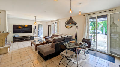 Maison - 121 m² - 5 pièces