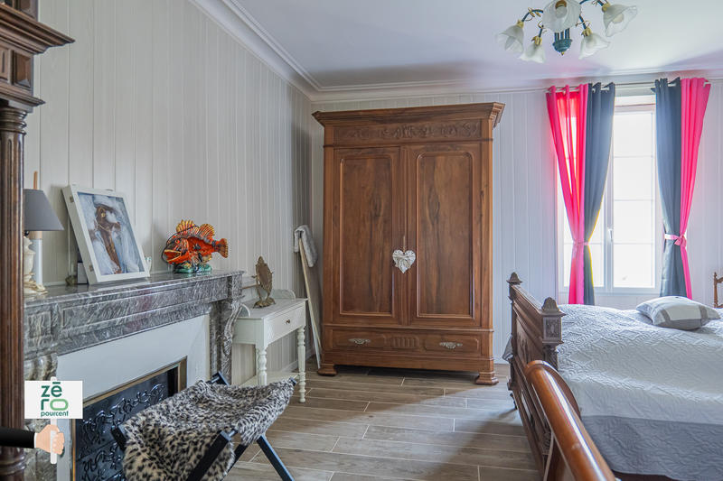 Maison - 200 m² - 6 pièces