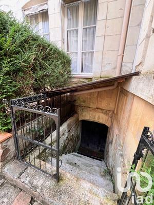 Immeuble - 147 m² - 6 pièces