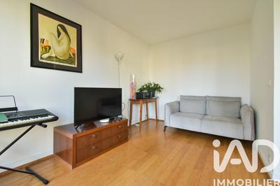 Appartement - 97 m² - 6 pièces