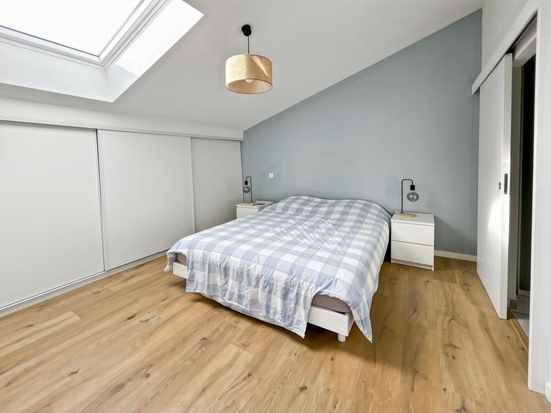 Appartement - 85 m² - 4 pièces