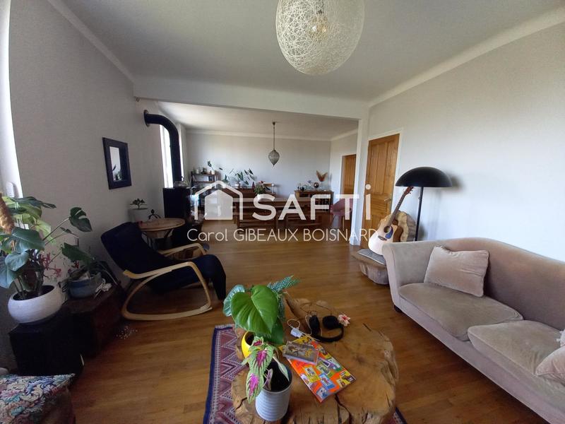 Maison - 180 m² - 8 pièces