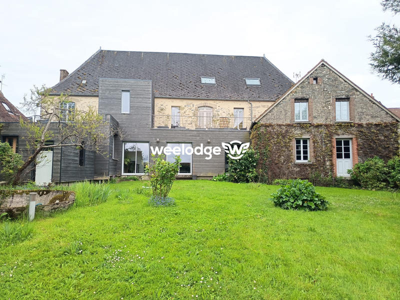 Maison - 392 m² - 15 pièces