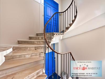 Appartement - 120 m² - 5 pièces