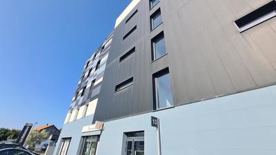 Bureau - 74 m² - 2 pièces