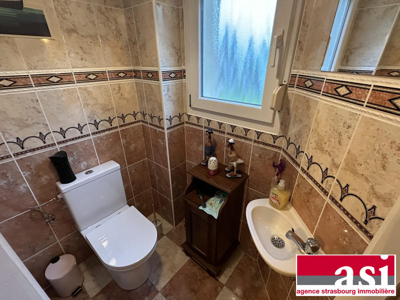 Maison contemporaine - 228 m² - 10 pièces