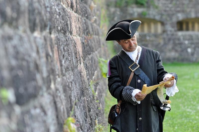 Visite guidée de la ville et des remparts de Neuf-Brisach en allemand