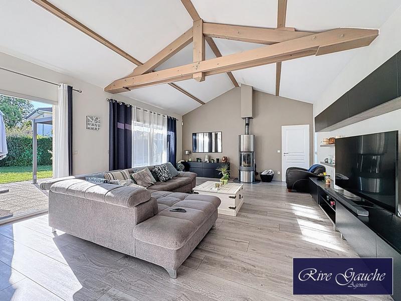 Maison - 152 m² - 6 pièces