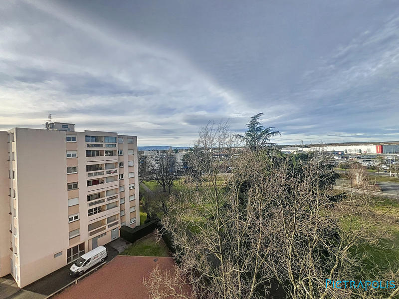 Appartement - 77 m² - 3 pièces