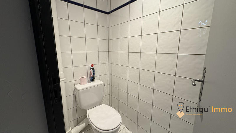 Villa - 168 m² - 8 pièces