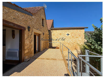 Maison - 131 m² - 5 pièces