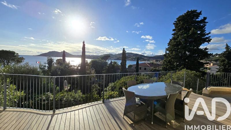 Appartement - 106 m² - 4 pièces