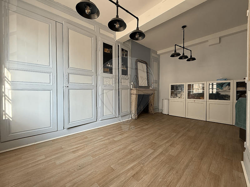 Immeuble - 56 m² - 3 pièces