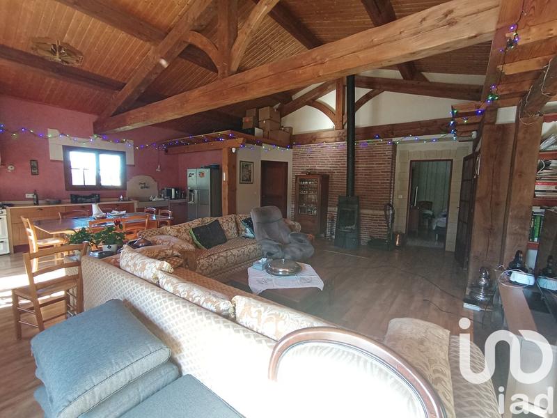 Maison - 150 m² - 4 pièces