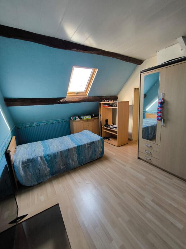 Maison - 95 m² - 5 pièces