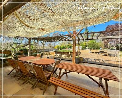 Maison en pierre - 251 m² - 7 pièces