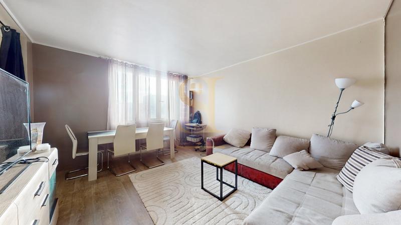 Appartement - 82 m² - 5 pièces