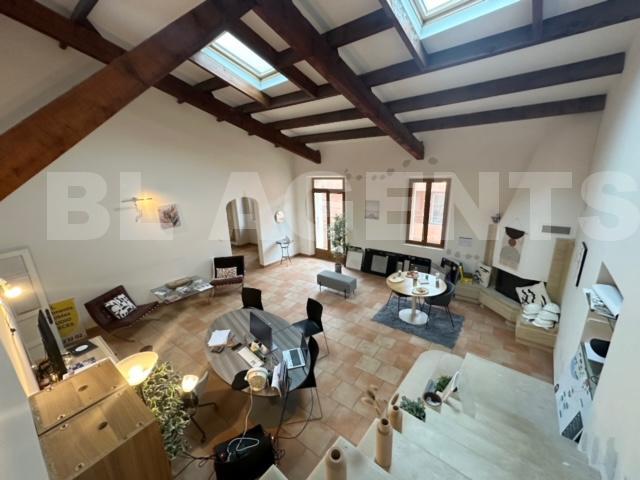 Maison de maîtres - 208 m² - 7 pièces