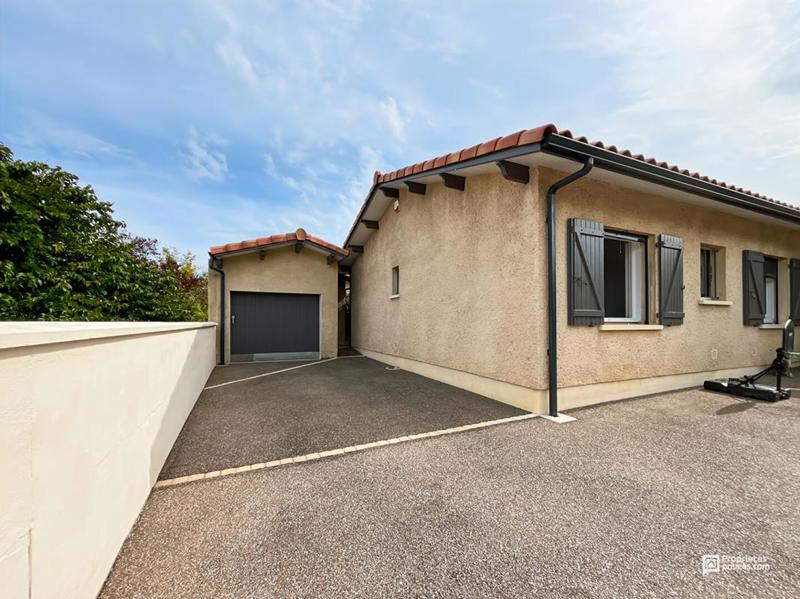 Maison - 159 m² - 6 pièces