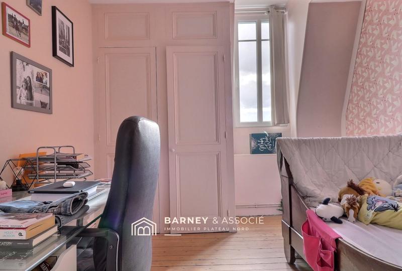 Maison - 212 m² - 8 pièces