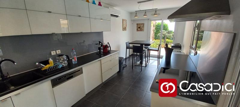 Appartement - 170 m² - 6 pièces