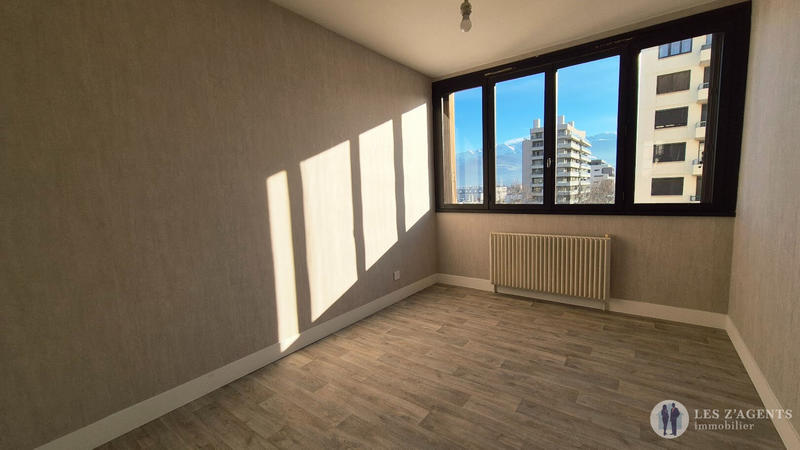 Appartement - 73 m² - 4 pièces