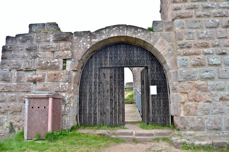 Balade ludique - le château du Hohnack