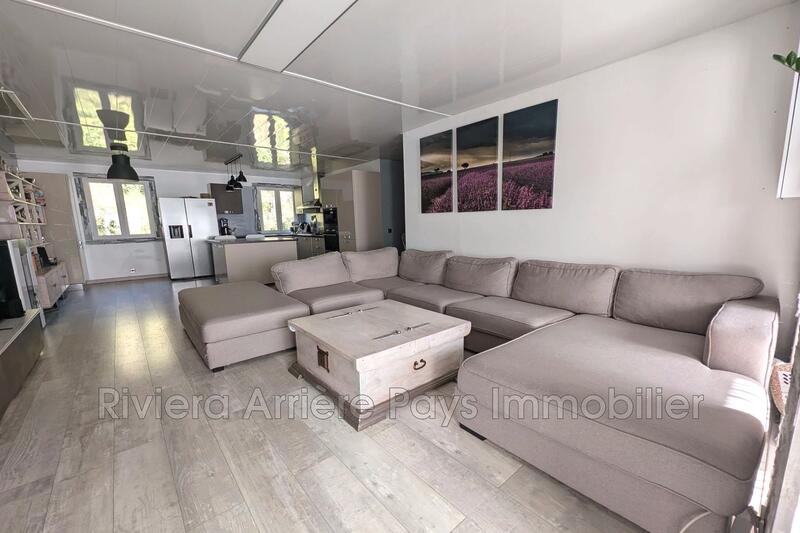 Appartement - 79 m² - 4 pièces