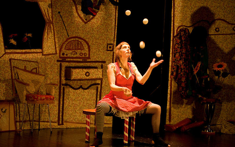 Spectacle - Rosie, Rose